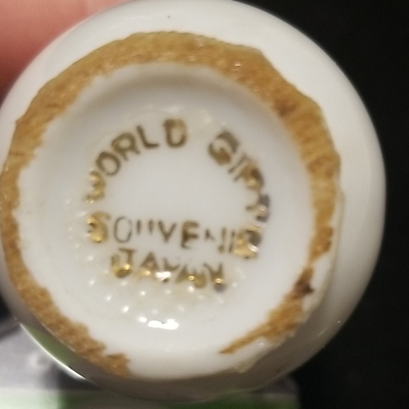 World Gifts Souvenir, mini pitcher - Picture 8 of 12